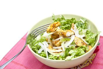 Салат из листьев салат с курицей
