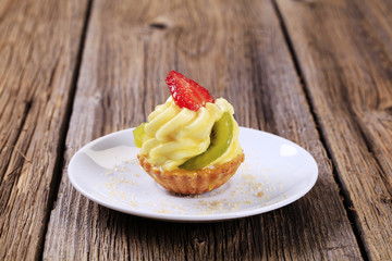 Custard tartlet