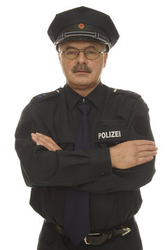 Polizist mit neuer Uniform