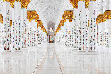 Interiors of Sheikh Zayed Mosque, Abu Dhabi, UAE