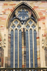 Obraz premium finestra di una chiesa gotica a colmar