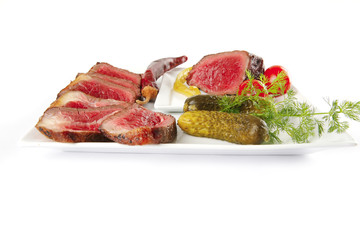 meat with tomato and cucumbers