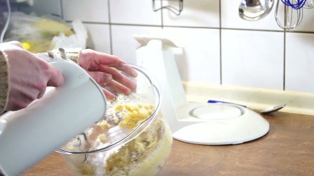 Pl&auml;tzchen backen - Weihnachten