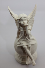 F&eacute;e ail&eacute;e