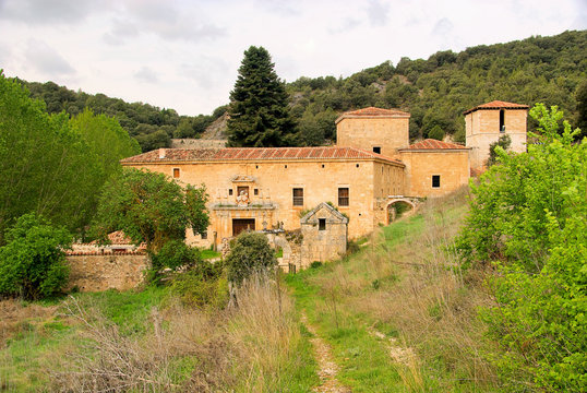San Pedro de Arlanza 02