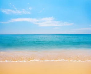 Strand und tropisches Meer © Alexander Ozerov
