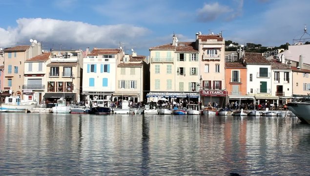 Quai des Baux - Port de Cassis