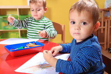 Kinder im Kindergarten