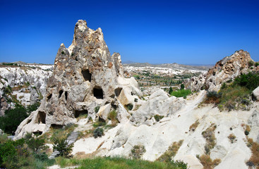 Fototapeta na wymiar Caved skały rze¼bione klasztoru w Goreme (Kapadocja, Turcja)
