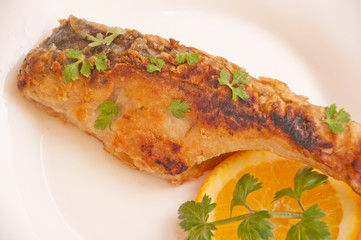 Fish with parsley and orange