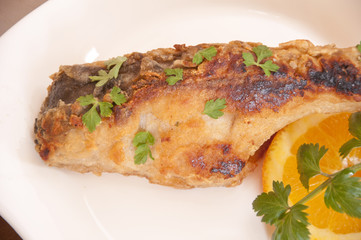 Fish with parsley and orange