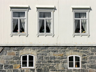 White window wall
