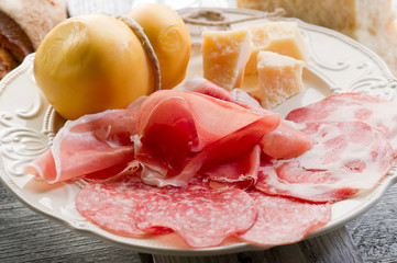 variety of salami and cheese - varieta di saliumi e formaggi