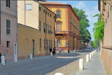 Fototapeta na wymiar Włochy Ferrara Corso Ercole d'Este