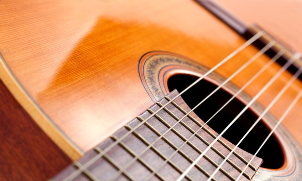 plano cerrado de guitarra espa&ntilde;ola