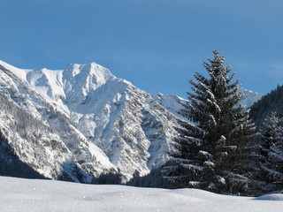 Fototapeta na wymiar Góry zimą - Schochen