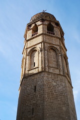 Fototapeta na wymiar Wieża katedry, Cagliari, Włochy