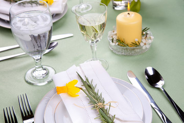 Daffodil table settings