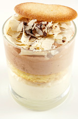 Mousse al cioccolato con biscotto