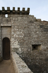 rempart et porte de chateau
