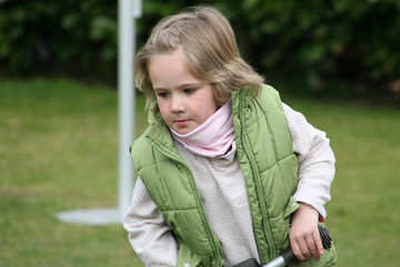 Drau&szlig;en spielen...