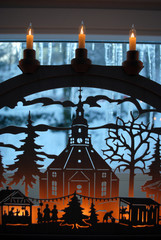 Lichterbogen im Fensterbrett