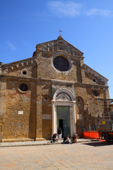 Kirche in Volterra - A church in Volterra