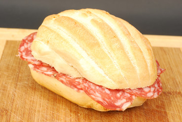 Salami sandwich 001