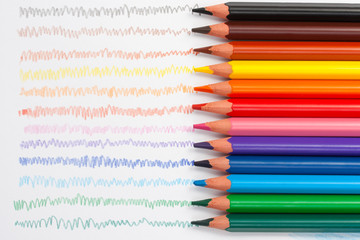 Triangular color pencils