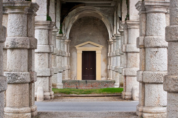 Fototapeta na wymiar Renaissance villa in Italy