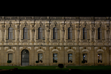 Fototapeta premium Renaissance villa in Italy