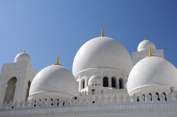 Fototapeta na wymiar Wielki Meczet w Abu Dhabi