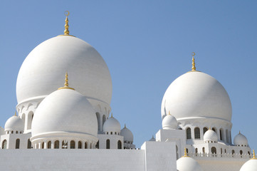Fototapeta na wymiar Wielki Meczet w Abu Dhabi, częściowy widok