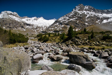 Gletscherbach im hinteren Zemmgrund