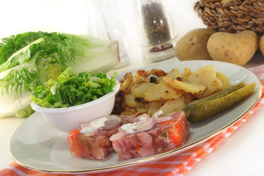 Bratkartoffeln mit S&uuml;lze