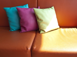 bunte couch