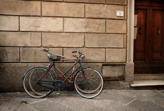 Italian old-style bicyles in Lucca, Tuscany