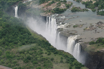 Vue a&eacute;rienne des chutes Victoria