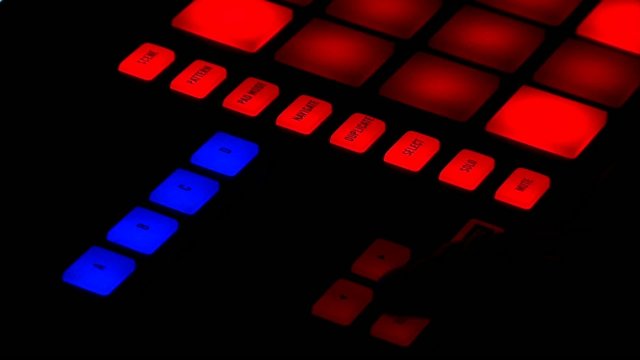 DJ-Mischpult_01