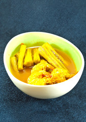 Hot and sour curry form drumstick tree and prawn