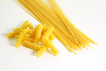 Nudeln ungekocht - Spaghetti Fussili Suppennudeln