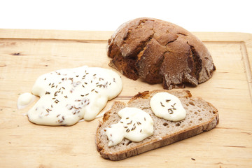 Brot mit Kochkäse