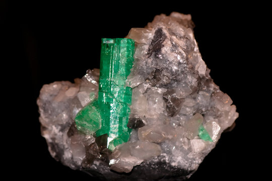 berillo variet&agrave; smeraldo