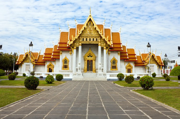 Naklejka premium Marble Temple in Bangkok, Thailand