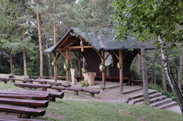 altare all'aperto chesa Kurascheck (ljubjana)