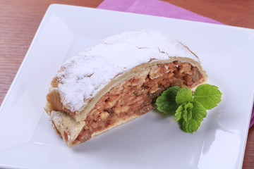 Apple strudel
