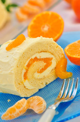 Frisch zubereitete Biskuitrolle