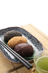 3種のおはぎと緑茶