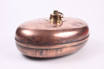Bettflasche_Warm_Metall_Kupfer