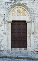 Fototapeta na wymiar Drewniany kościół Portal.